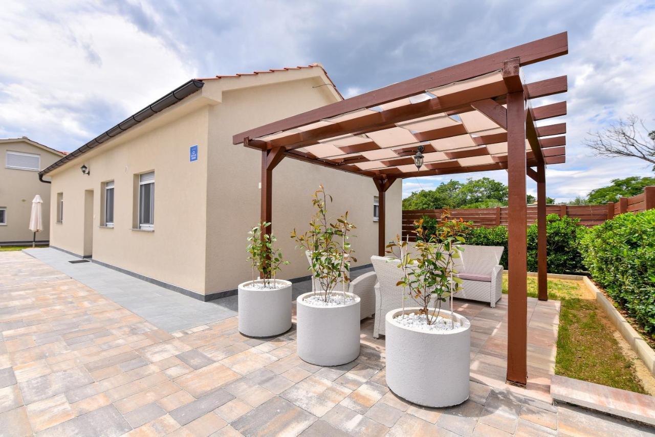 Nova Apartments Poljica  Екстериор снимка