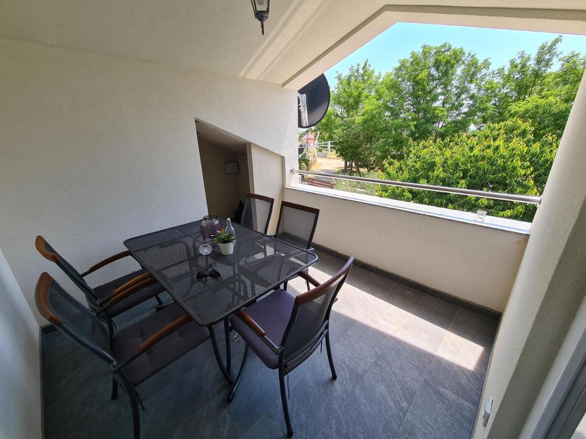 Nova Apartments Poljica  Екстериор снимка